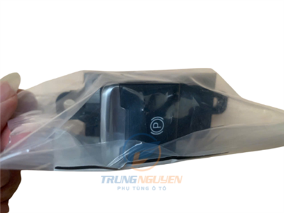 Công tắc phanh tay điện tử Mazda 3,6 - G46C66EP0A