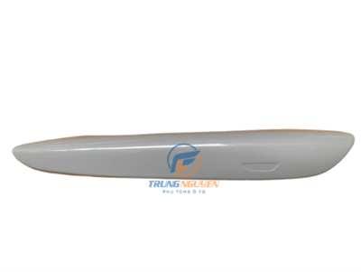 Ốp ngoài tay mở cửa trước ngoài trái Mazda 3 - BWLR594A1