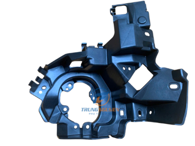 Giá bắt đèn gầm trước phải Mazda 6 - GRT651684