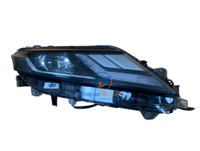 Đèn phacos phải Triton - 8301D380