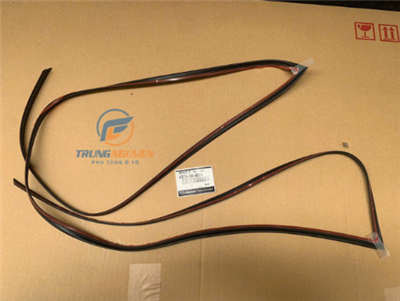 Gioăng kính chắn gió trước Mazda CX-5 - KB7W50601,KB7W50601A