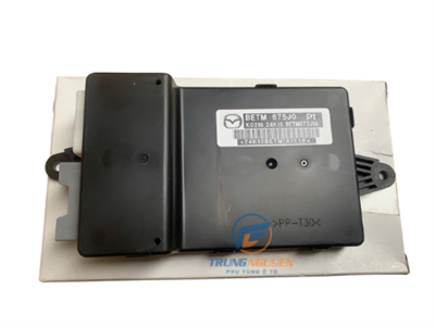 Hộp điều khiển ghế trước trái Mazda 3,CX-30 - BETM675J0