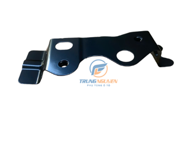 bát sắt bắt tai đèn phacos phải Mazda 3 - BCJH5312Z